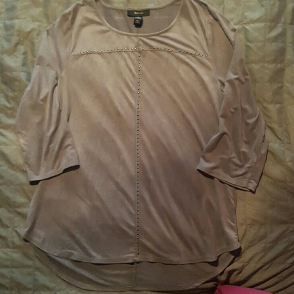 Style&Co sz LG thin suede w/studs SOFTEST TEE EVER