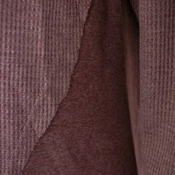 Wine Colored Knit Top - Picture 4 of 6