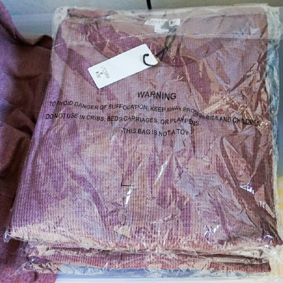 Wine Colored Knit Top - Picture 5 of 6