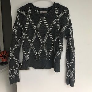 Gray and white Banana Republic sweater