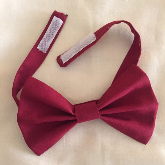 Bow ties - Picture 2 of 3