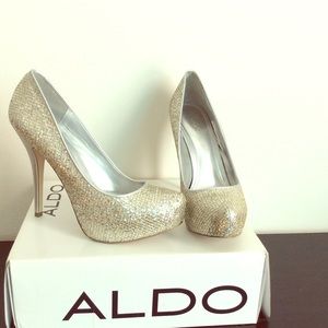 Size 10 Aldo shoes