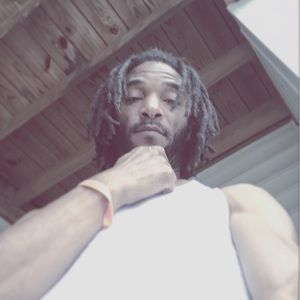 Meet your Posher, Lewis