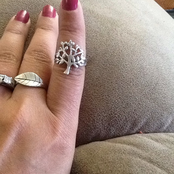 925 sterling silver Tree of Life ring. - Picture 2 of 4