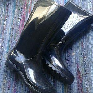 Black Rain Boots