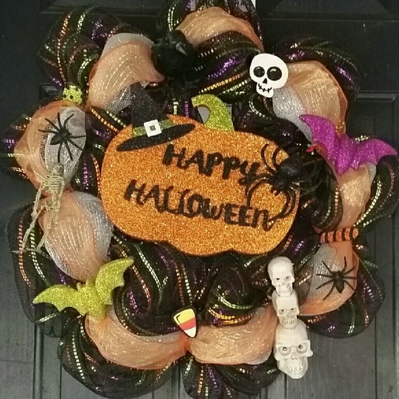 Handmade mesh Halloween Wreath - Picture 1 of 1