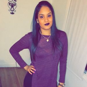 Meet your Posher, Sheyla