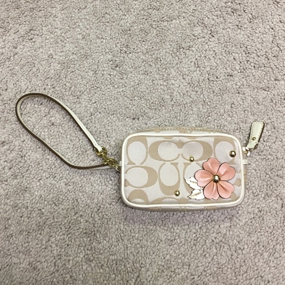 Authentic Coach Wristlet
