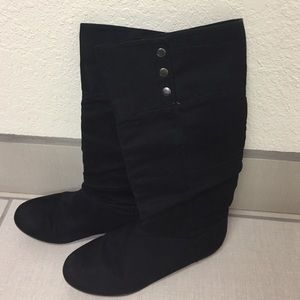 Black boots