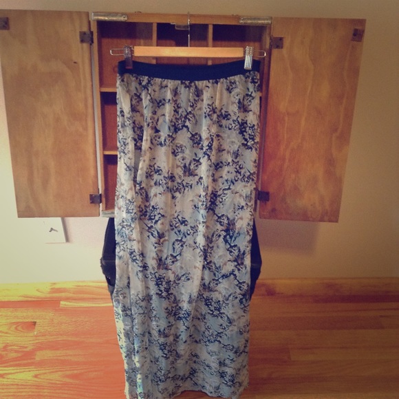 Ella Moss Blue Layered Maxi Skirt
