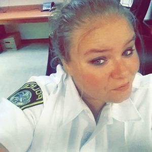 Meet your Posher, Hope