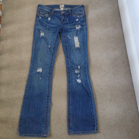 Arden B. Stretch destroyed skater jeans size 2