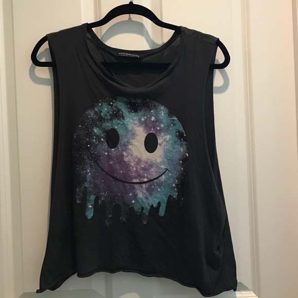 Tobi smiley face tank - Picture 1 of 2