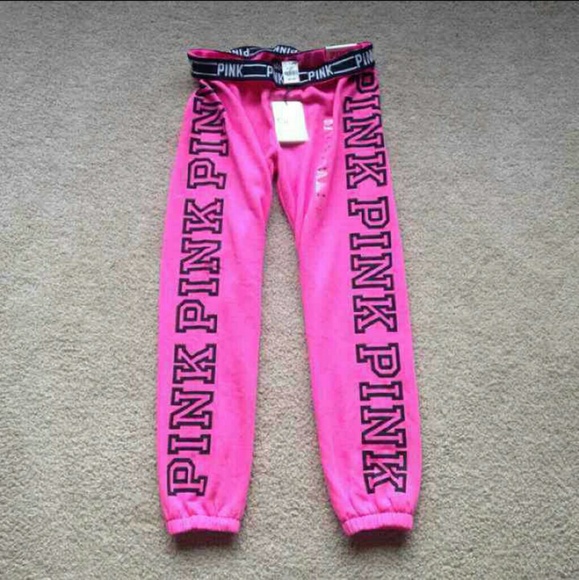 NWOT VS PINK SWEATS XS