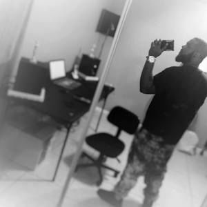 Meet your Posher, Adrien