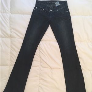 Size 25 nwot Guess Boot cut jeans
