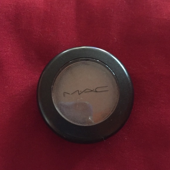 Santis Taupe frost MAC eyeshadow