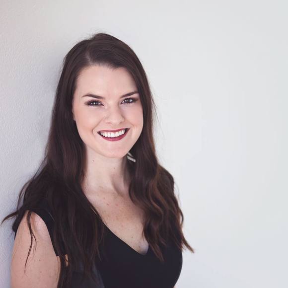 Meet your Posher, Calli