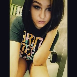 Meet your Posher, Brittney