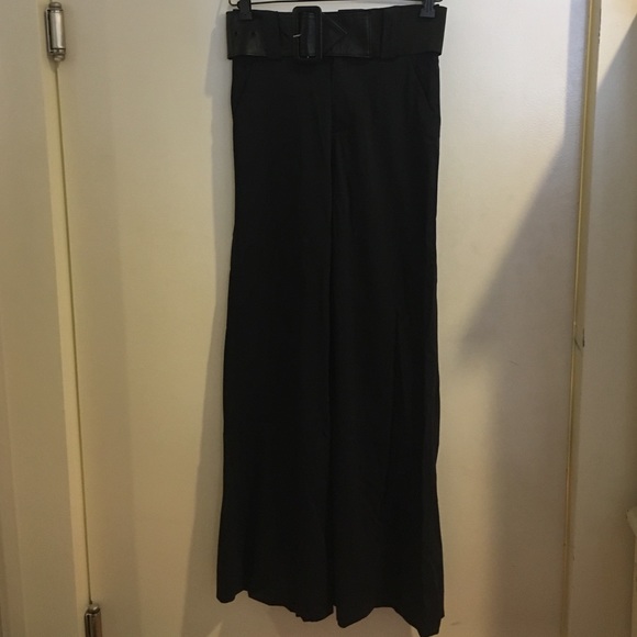 Alice and Olivia wide leg pant.