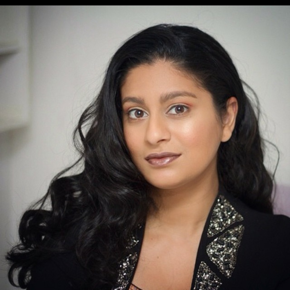 Meet your Posher, Adriana