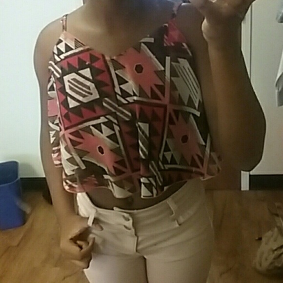 Crop top - Picture 2 of 2