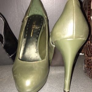 Olive BGBG Heels