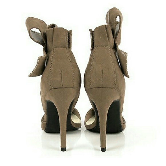Taupe Bow-tie Heels - Picture 4 of 4