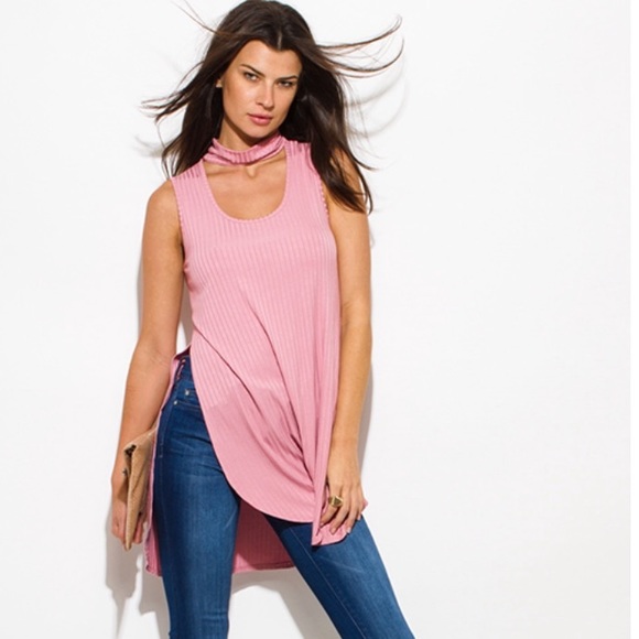 Black choker cut out neckline top - Picture 2 of 4