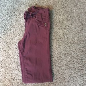 Maroon mid rise 1/2 regular jeggings from Rue 21.
