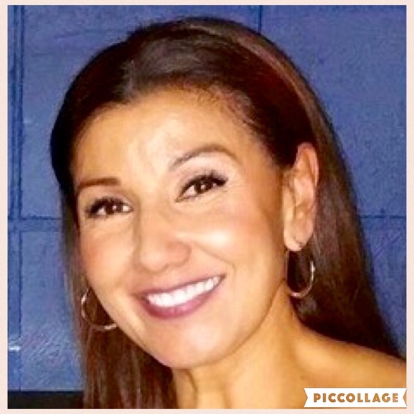 Meet your Posher, Ana