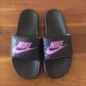 Women's Nike slides