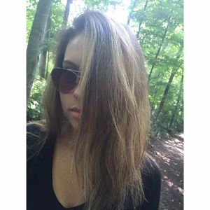 Meet your Posher, Emily