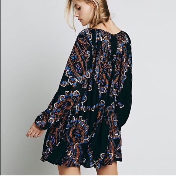 ✨SOLD ON ANOTHER SITE✨Free People Peasant Tunic - Picture 2 of 4