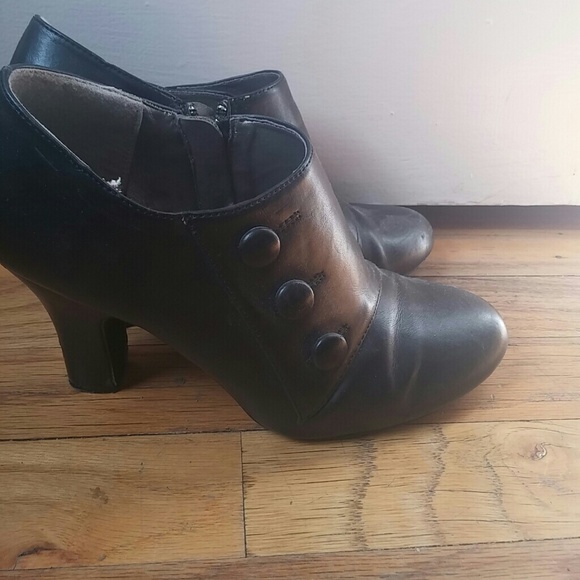 Candies Black leather bootie size 8