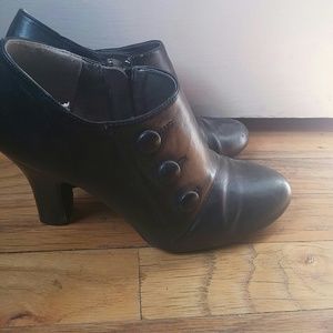 Candies Black leather bootie size 8