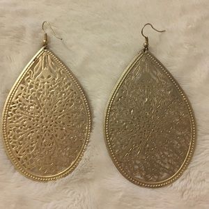 Fashion earrings