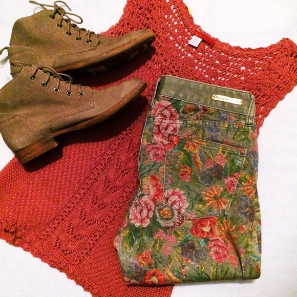 Anthropologie Denim - Pilcro Needlepoint Floral Print Skinny Jeans