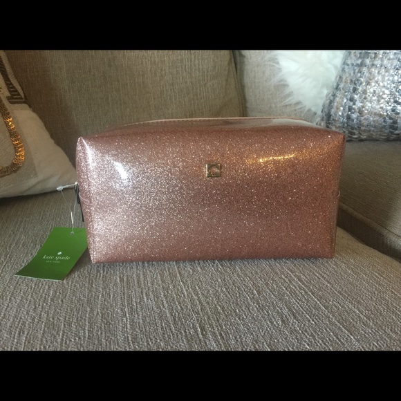 ‼️REDUCED‼️Kate Spade Medium Davie makeup bag