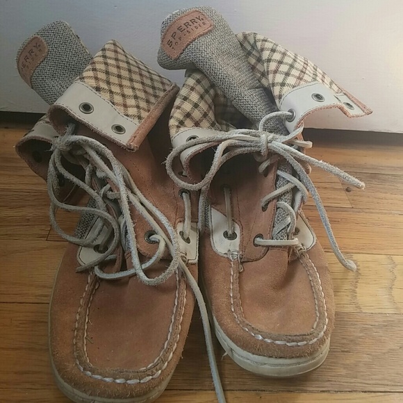 Sperry suede & leather boat shoe, size 8