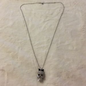 Skull and bow necklace