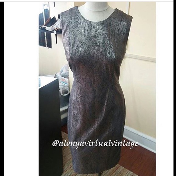 NWT Calvin Klein Dress 🔥🔥🔥🔥 - Picture 1 of 1