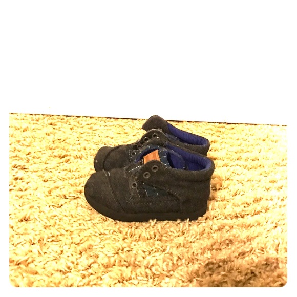 Baby Tom shoes