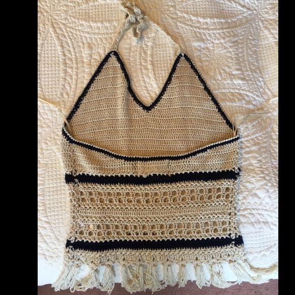 Women's knit halter top - Picture 2 of 2