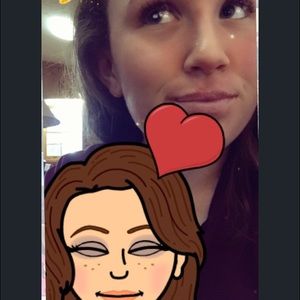 Meet your Posher, Lacey