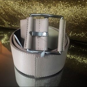 French Connection, Scabo wide belt in Pretty Petal