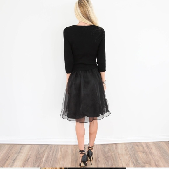 Gorgeous Dress- sold out! - Picture 2 of 2