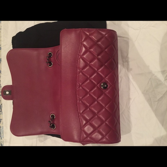 Additional pictures for Chanel jumbo bag