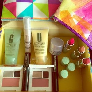 SALE! Clinique Collection! 13 items! Final price.