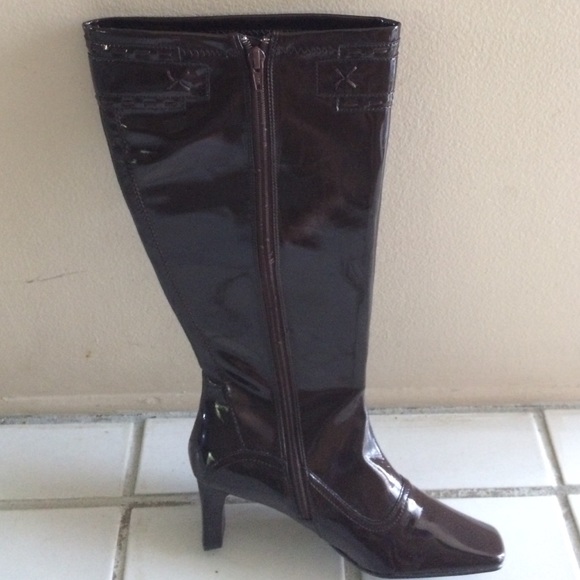 Shoes - Fashion Boots. (NWOT) Shoes - Fashion Boots. (NWOT)